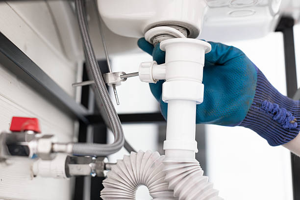 Reliable Toilet Repair contractor in Farmdale, OH by AAA Plumbing Heating